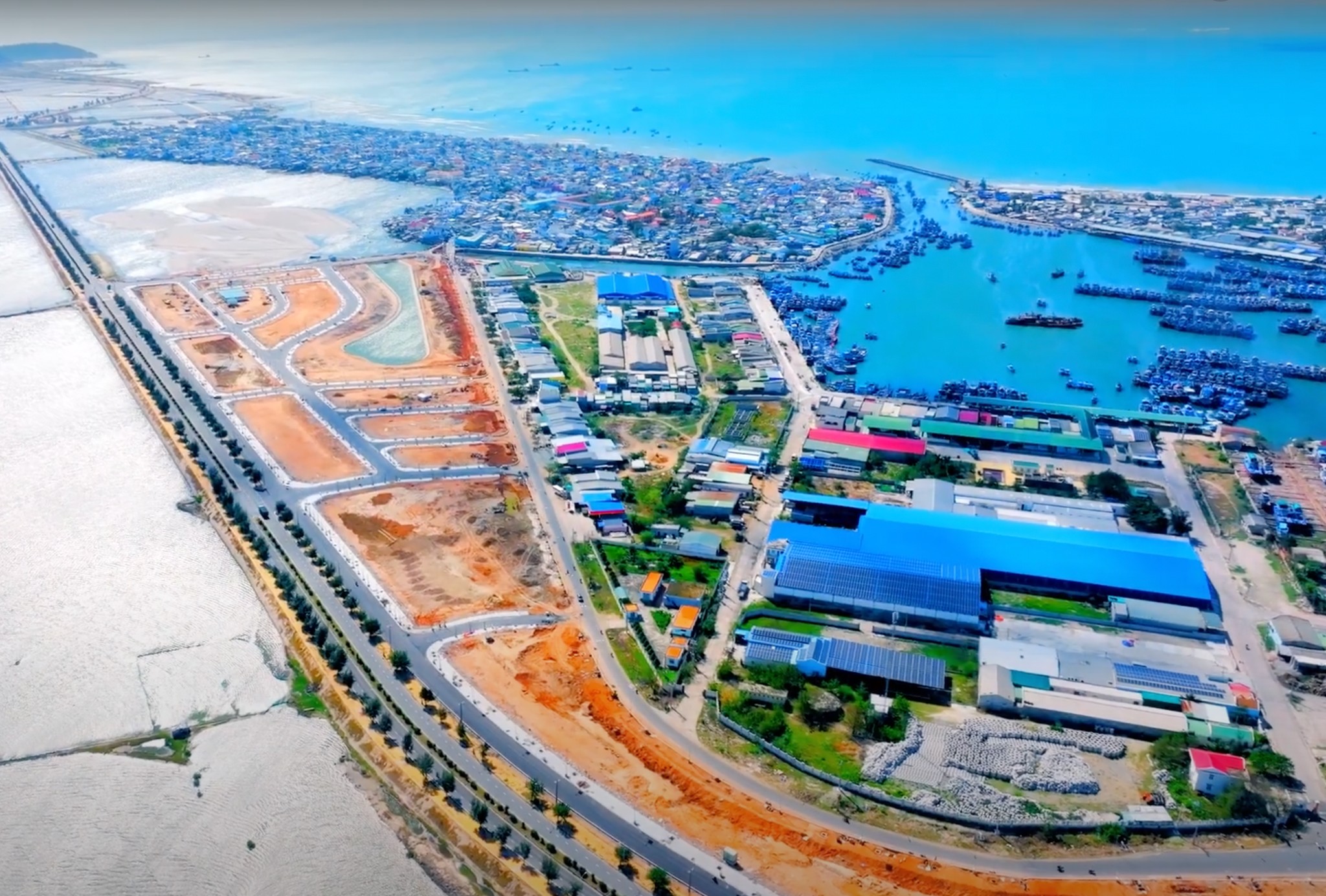Cà Ná New City